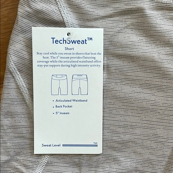 Outdoor voices techsweat shorts - Picture 2 of 4